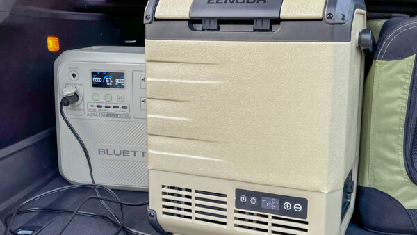 車載冷蔵庫の消費電力は何ワット？必要なポータブル電源容量と選び方