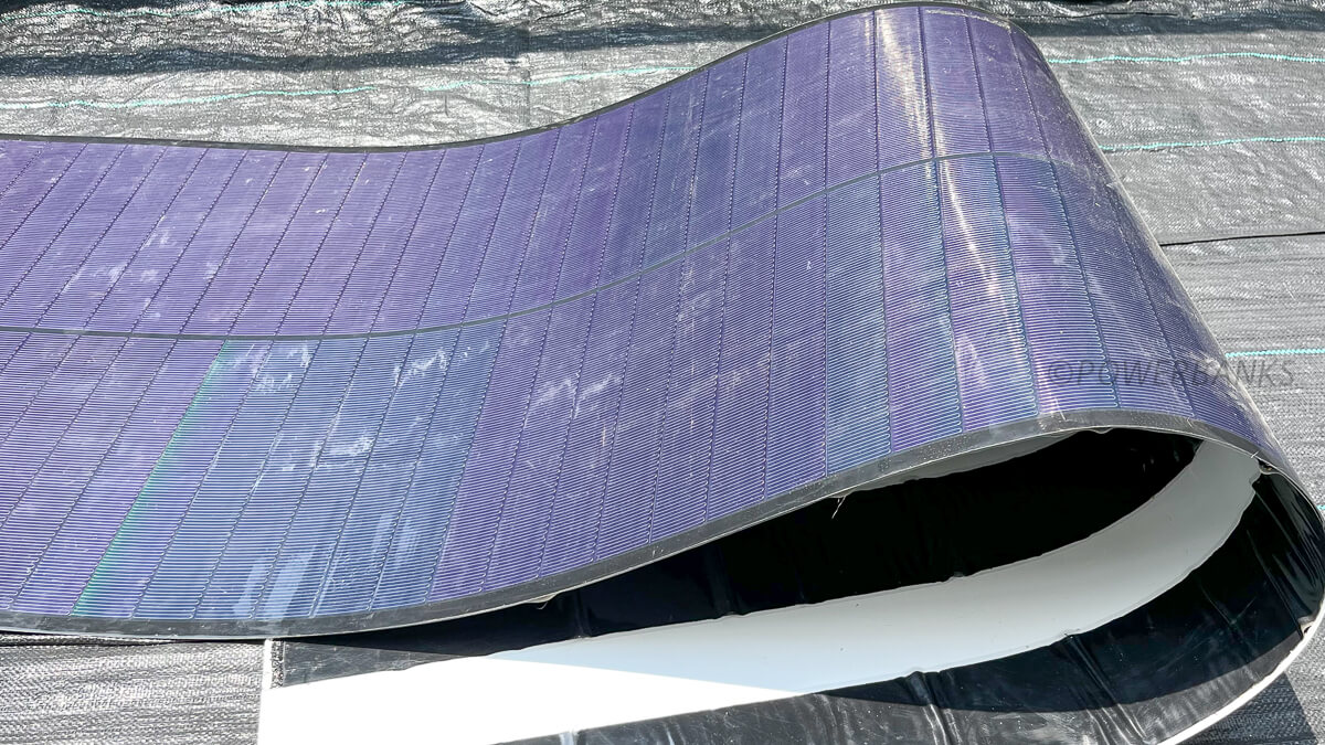 BougeRVフレキシブルソーラーパネルの柔軟性