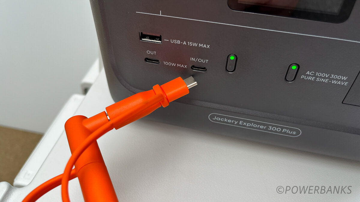 Jackery ポータブル電源 300 Plus