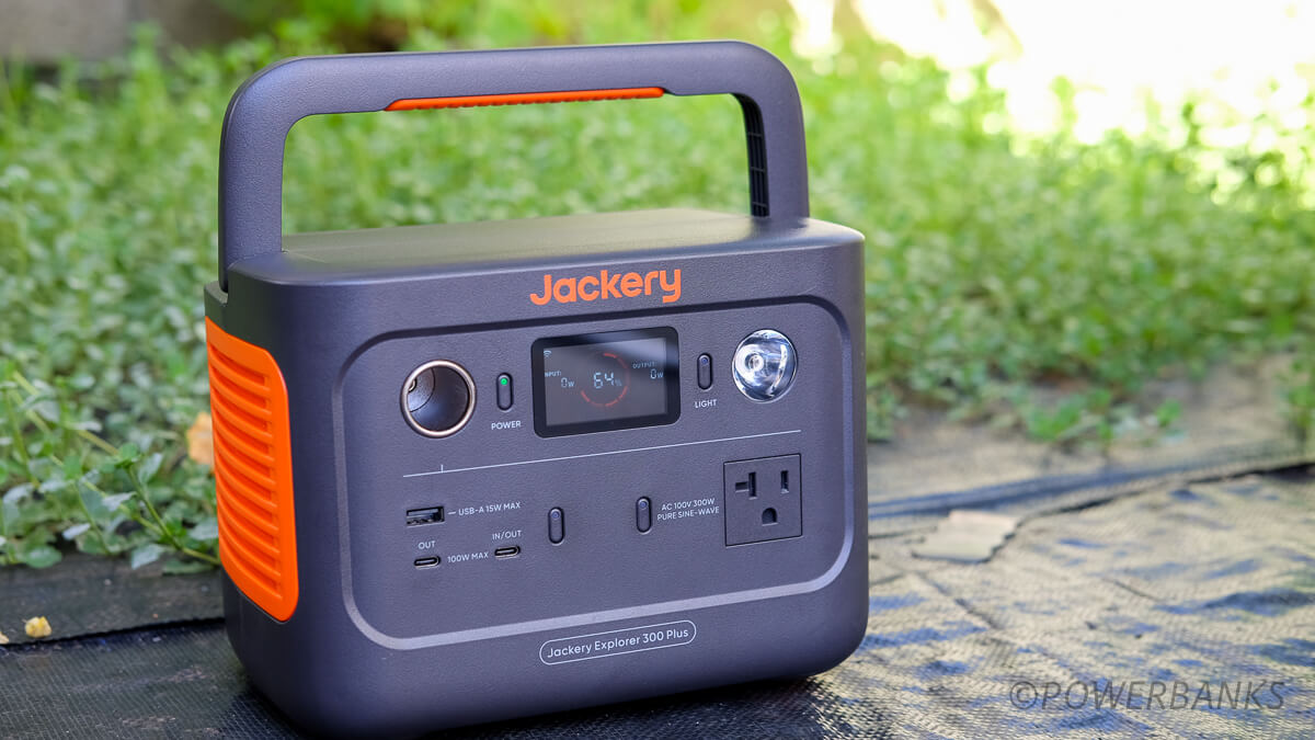 Jackery ポータブル電源 300 Plus