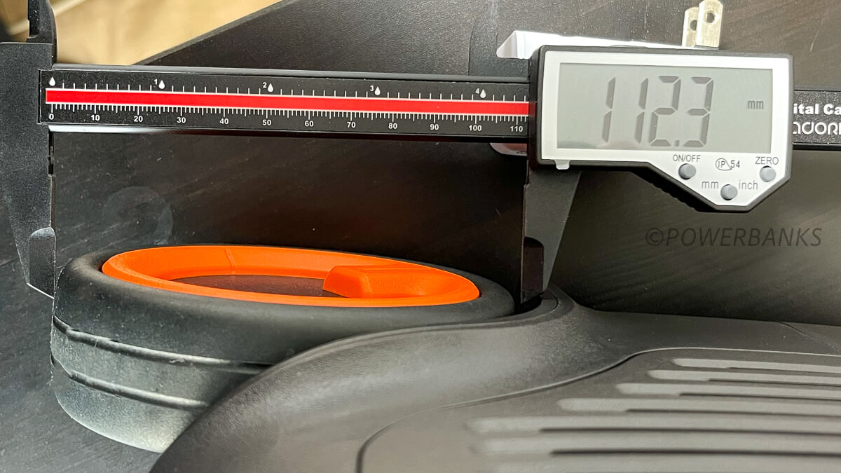 Jackery ポータブル電源 2000 Plus