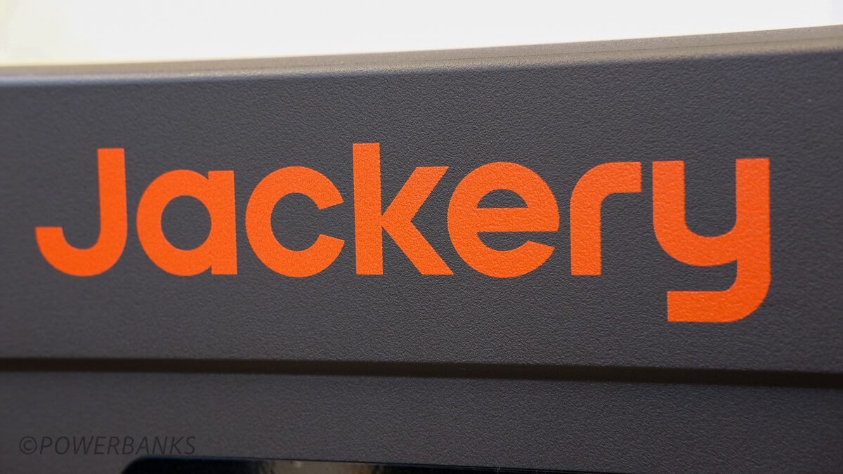 Jackery ポータブル電源 2000 Plus