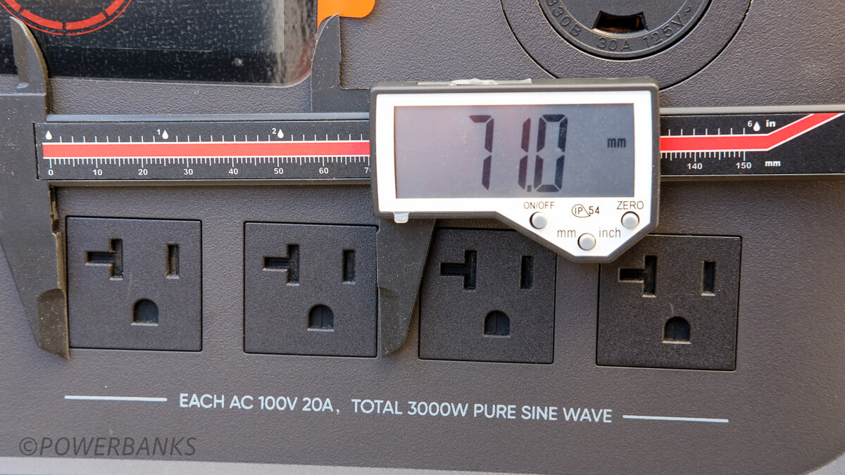 Jackery ポータブル電源 2000 Plus