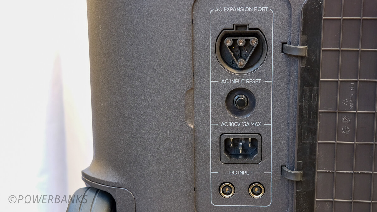 Jackery ポータブル電源 2000 Plus