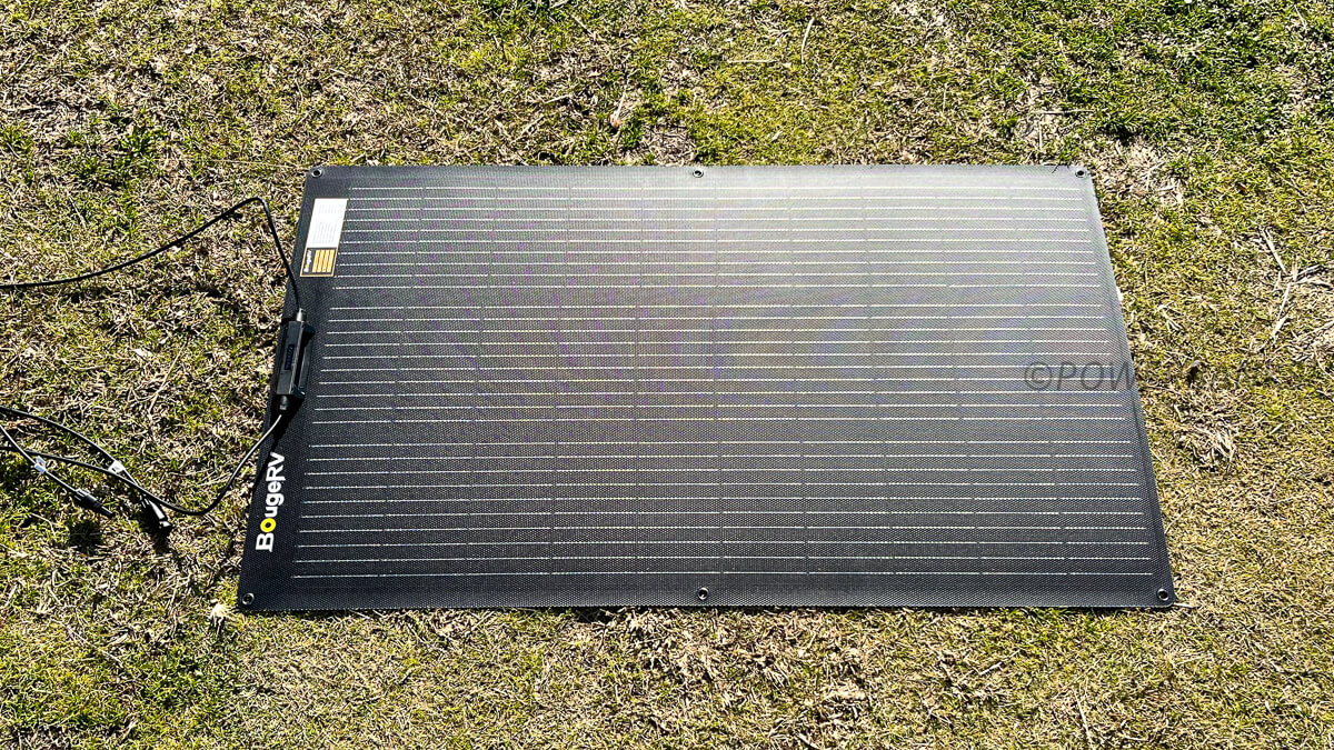 BougeRV Arch ソーラーパネル 100W 実機レビュー 軽量かつ発電効率が高い！