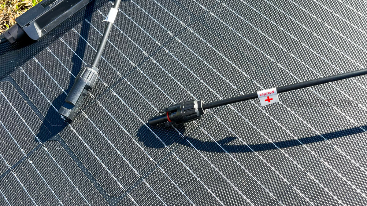 BougeRV Arch ソーラパネル 100W