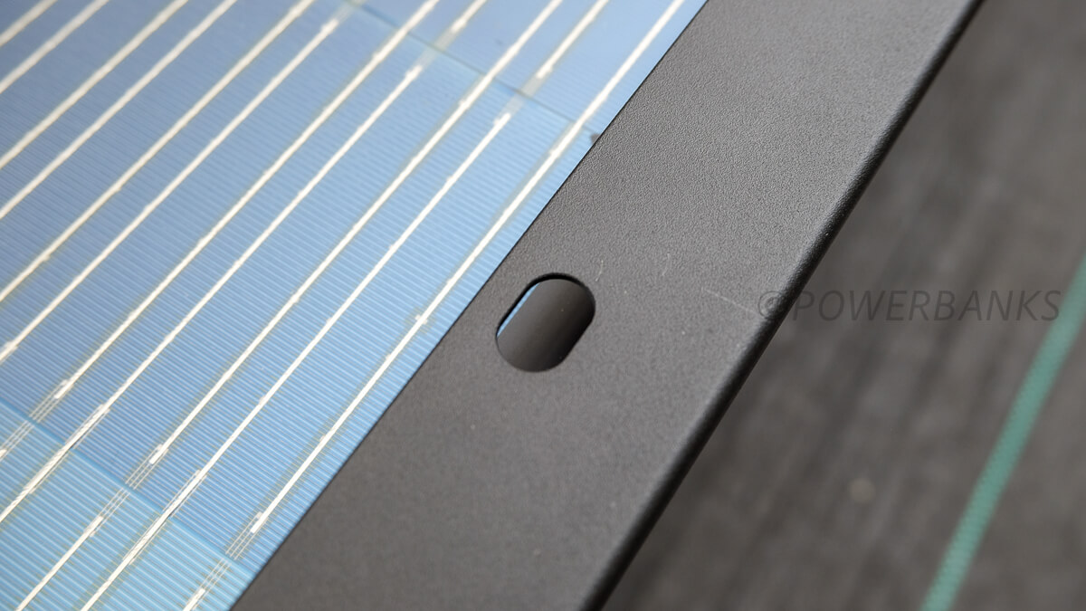 Jackery SolarSaga 100 Primeの裏面