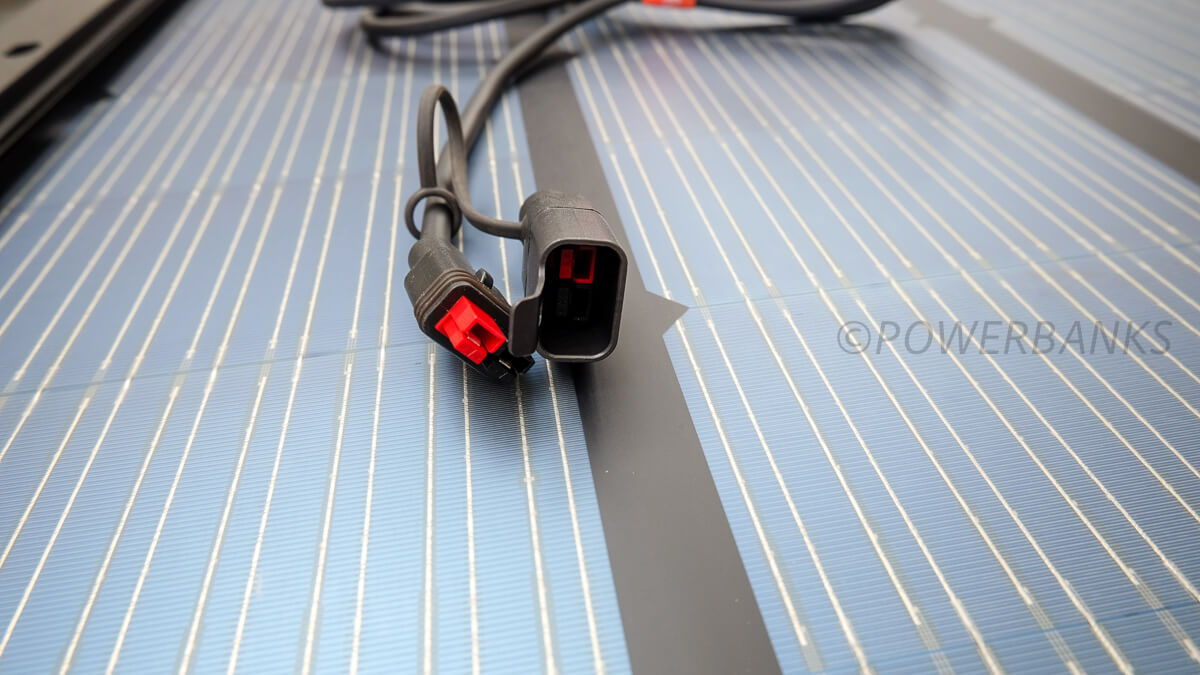 Jackery SolarSaga 100 Primeのケーブル