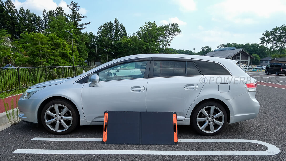 Jackery JS-100FとJS-100C 3つの違い：ソーラーパネル買うならどっち？