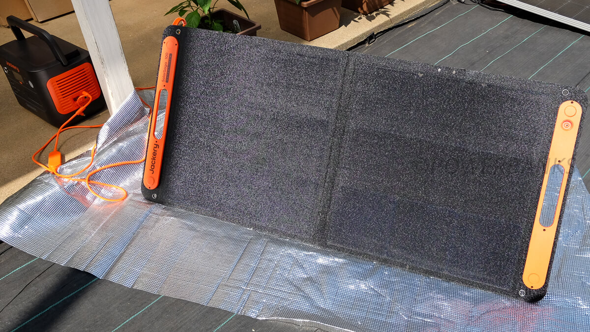 Jackery SolarSaga 100Wの両面受光の発電量