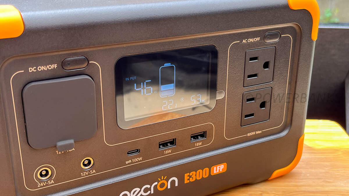 PECRON ポータブル電源 E300LFPの外観と機能の説明