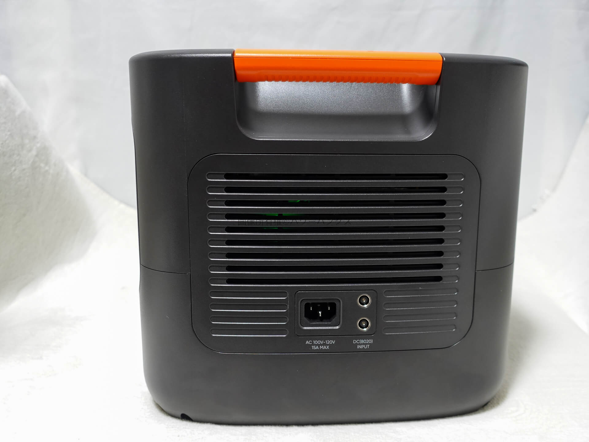 【実機レビュー】Jackery ポータブル電源 3000 New使用レポート：機能や外観を解説