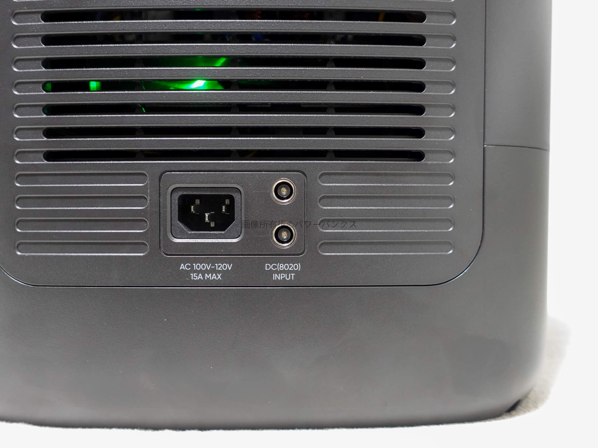 【実機レビュー】Jackery ポータブル電源 3000 New使用レポート：機能や外観を解説