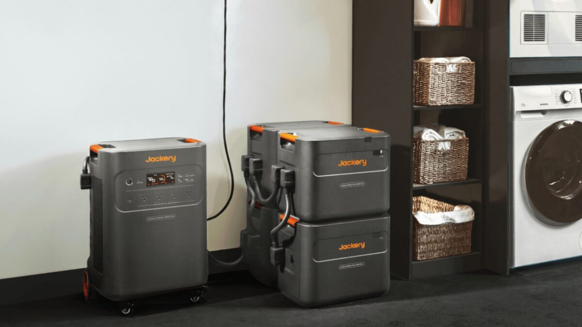 Jackery ポータブル電源 5000 Plus