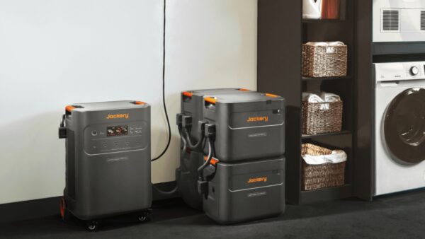 Jackery ポータブル電源 5000 Plus