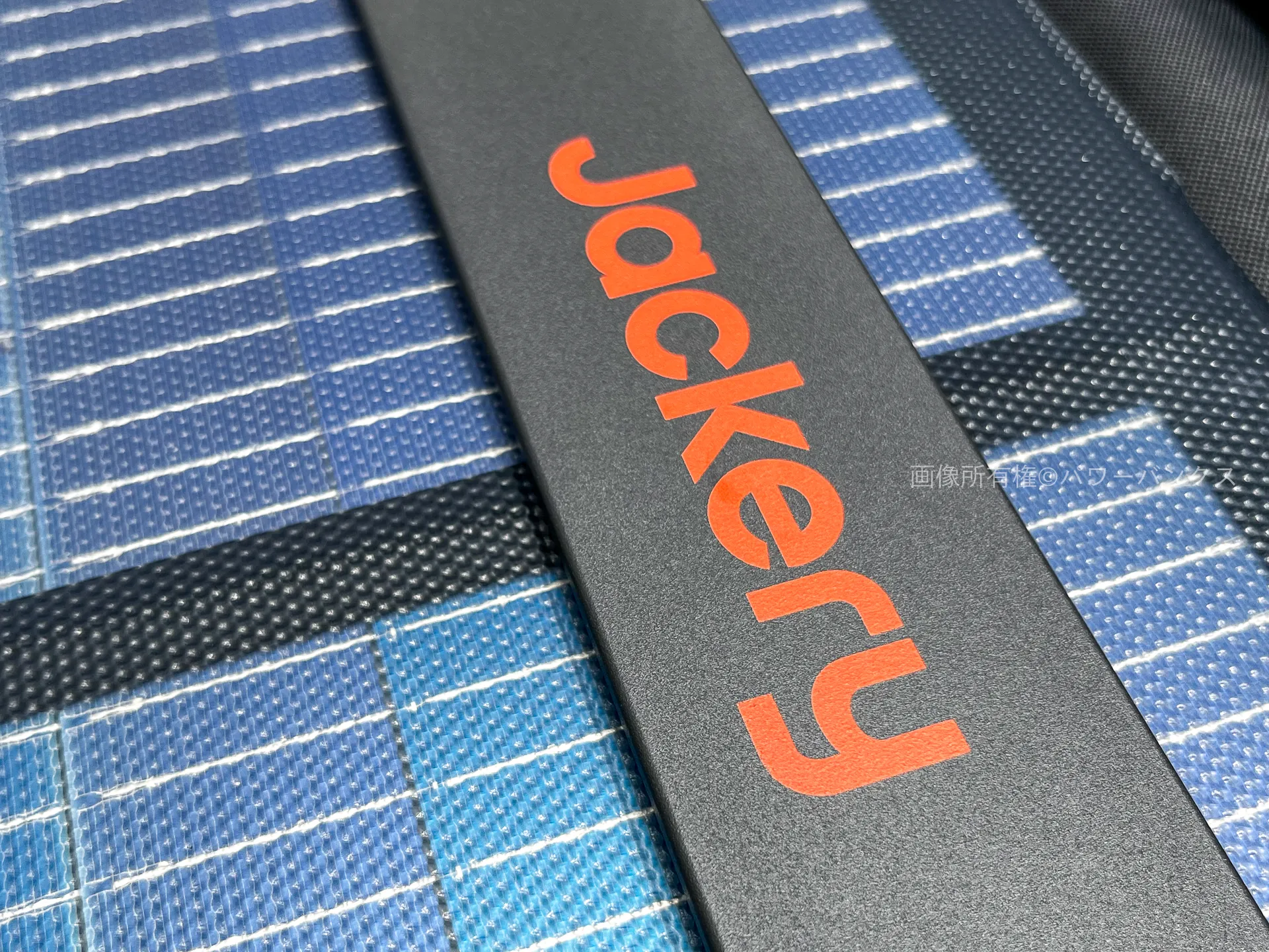SolarSaga 100 Airのスタンド