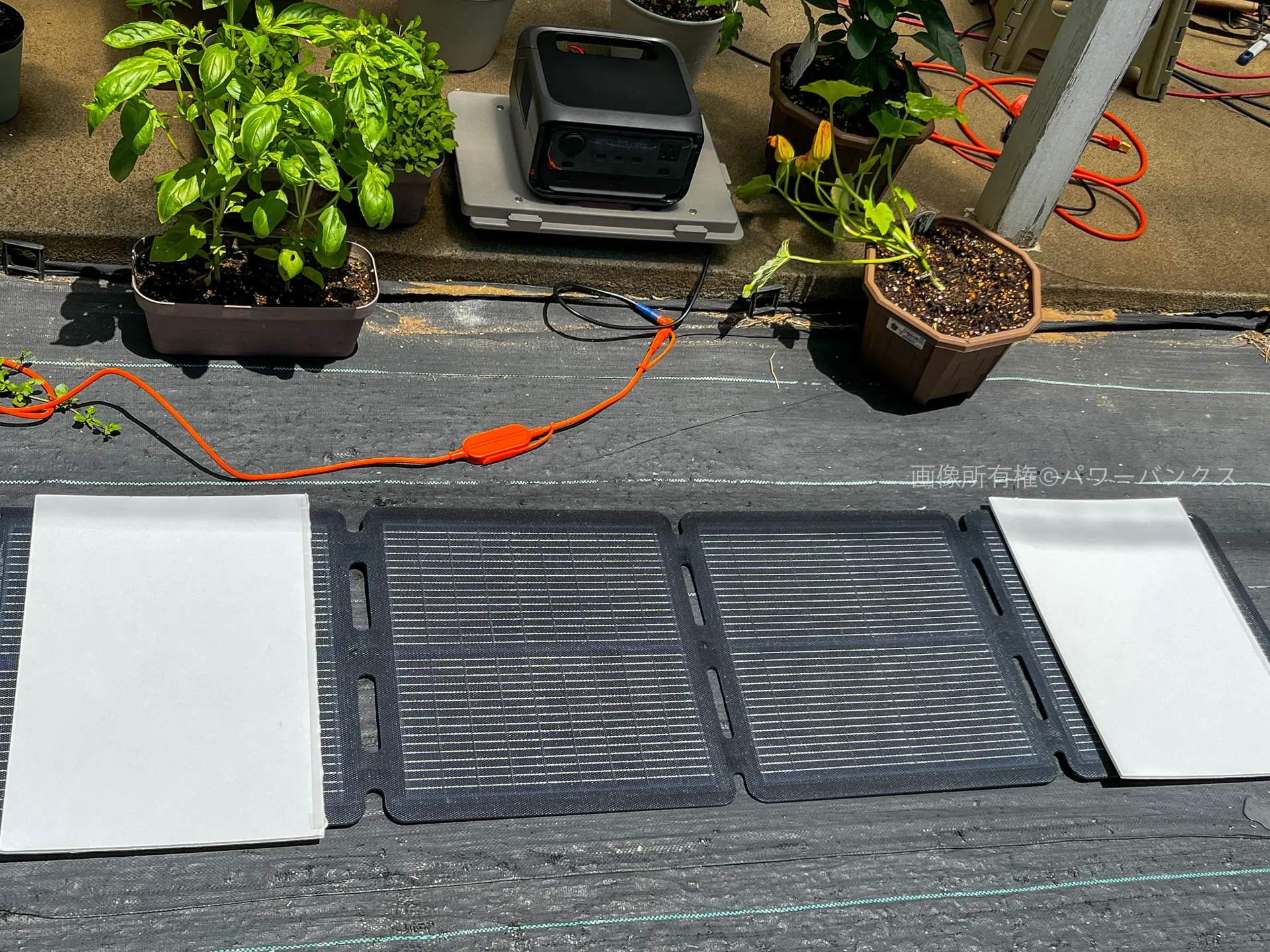 Jackery SolarSaga 100 AirでEcoFlow RIVER 3 Plusを充電