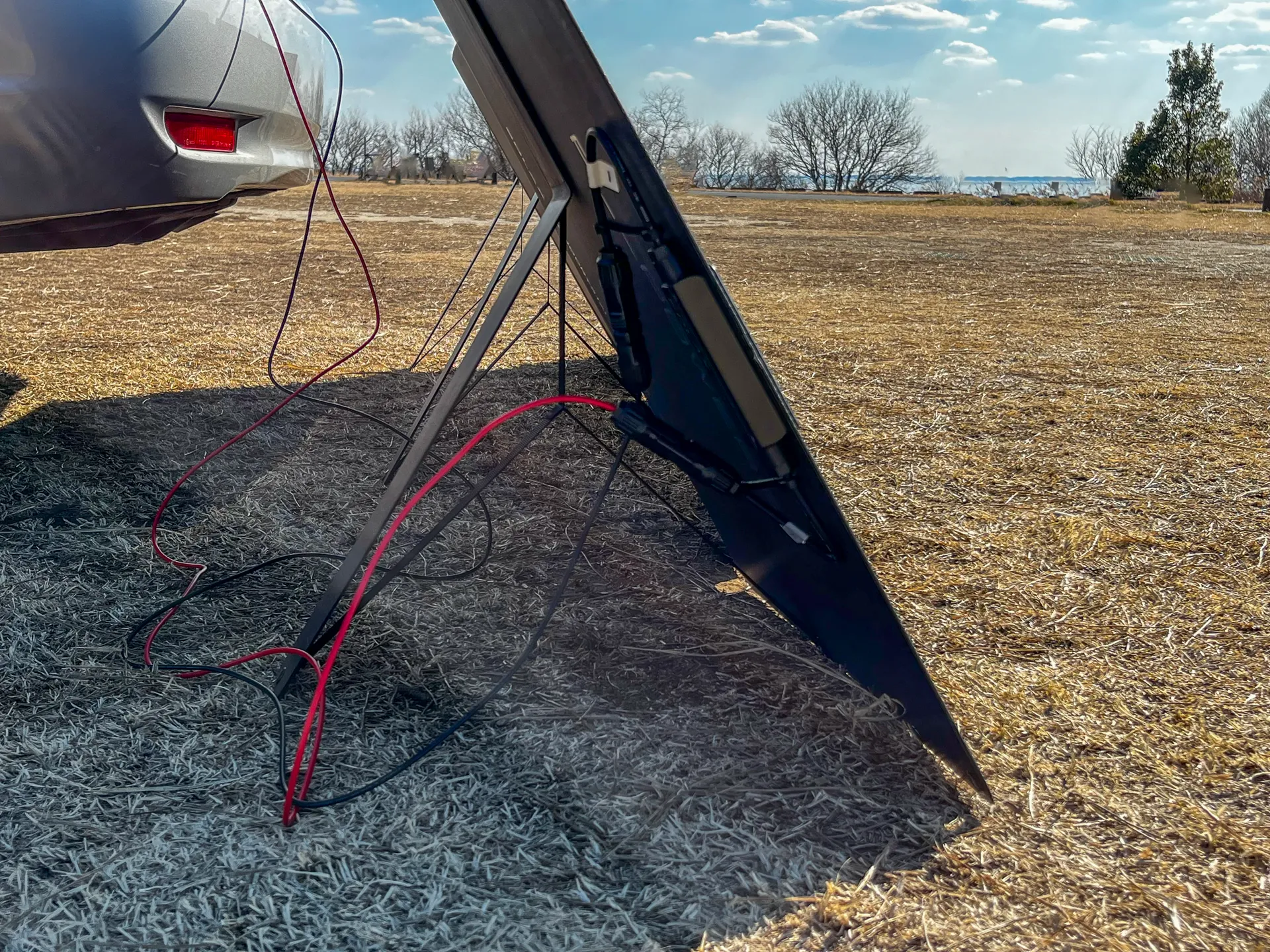 ALLPOWERS 200W ソーラーパネルSE200の背面