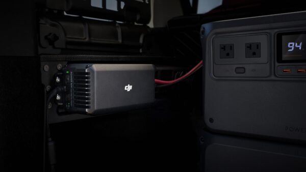 DJI、ポータブル電源の走行充電器発売：新型超急速充電器2機種を徹底解説